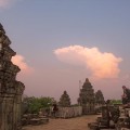 Angkor-Thom.-Cloud.