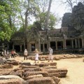 Angkor-Wat.-ruins-and-touri