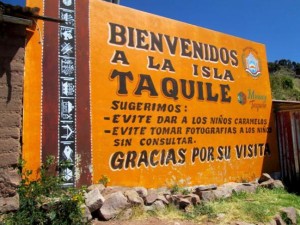 Peru-Lake-Titicaca-Isla-Taquile-welcome