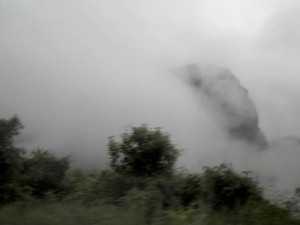 Peru-Machu-Picchu-mist-3-copy