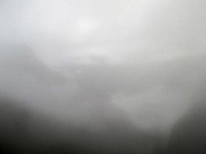 Peru-Machu-Picchu-mist-blanket-___