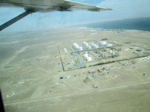 Peru-Paracas-plane-in-the-air
